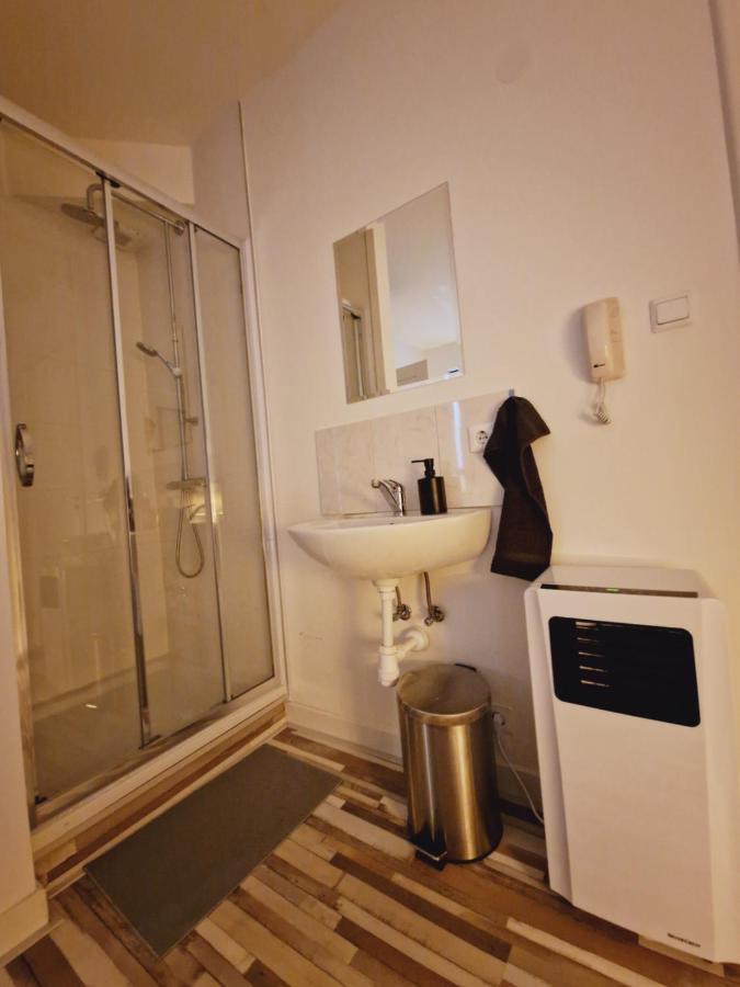 Room303 - Eindhoven - By T&S Экстерьер фото